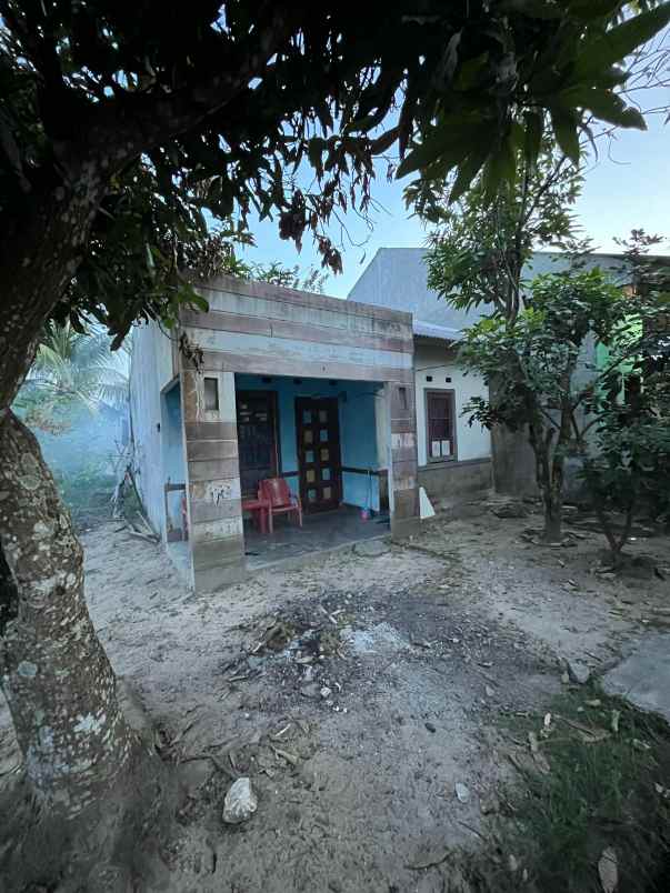 dijual rumah jl melati