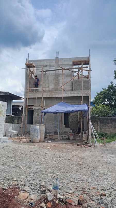 dijual rumah jl pala raya