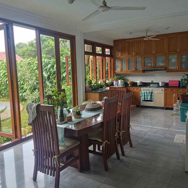 dijual rumah jl pejaten barat