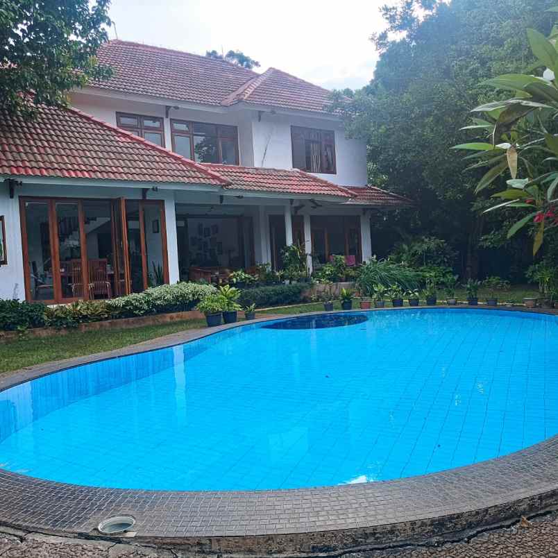 dijual rumah jl pejaten barat