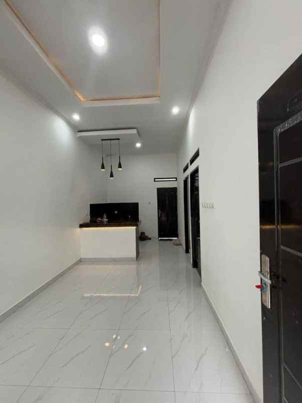 dijual rumah jl perumahan ambar