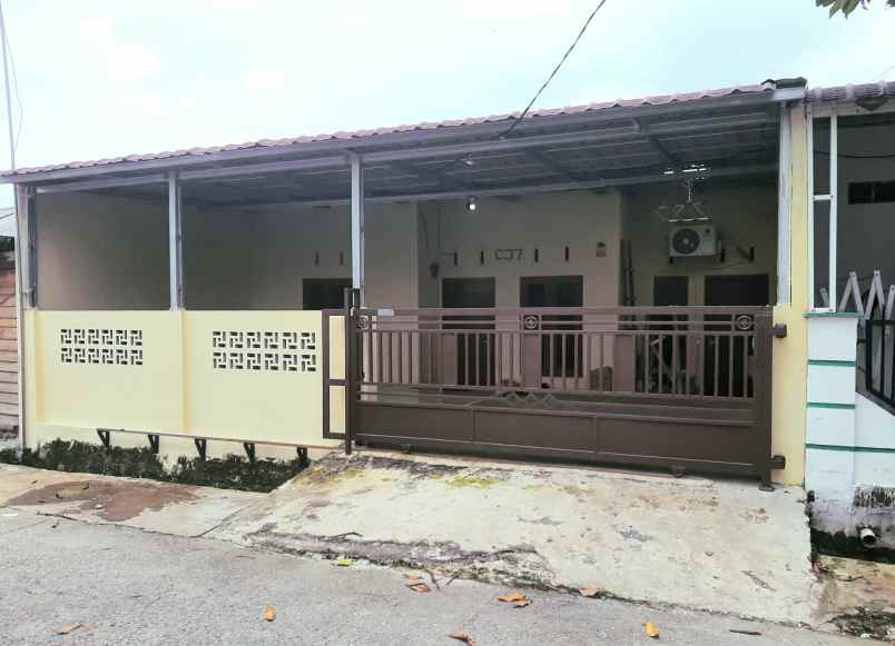dijual rumah jl provinsi
