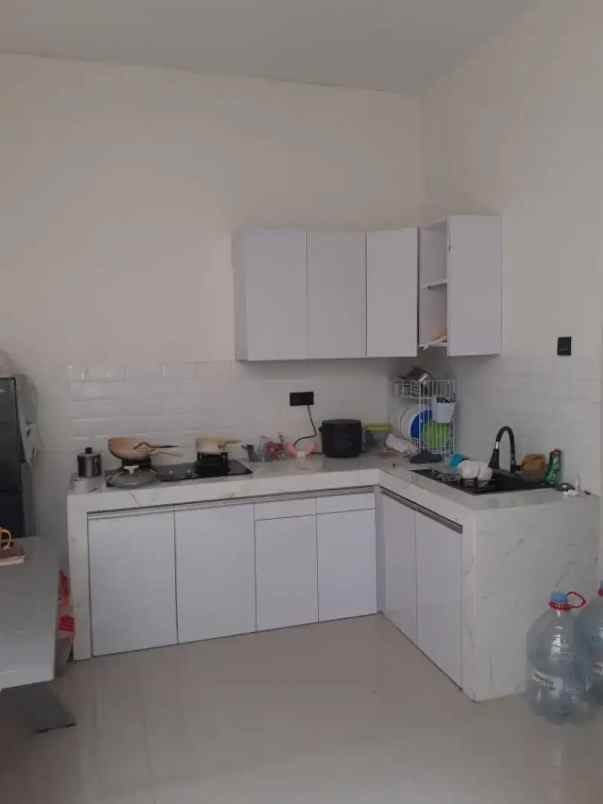 dijual rumah jl puri cipageran indah 2