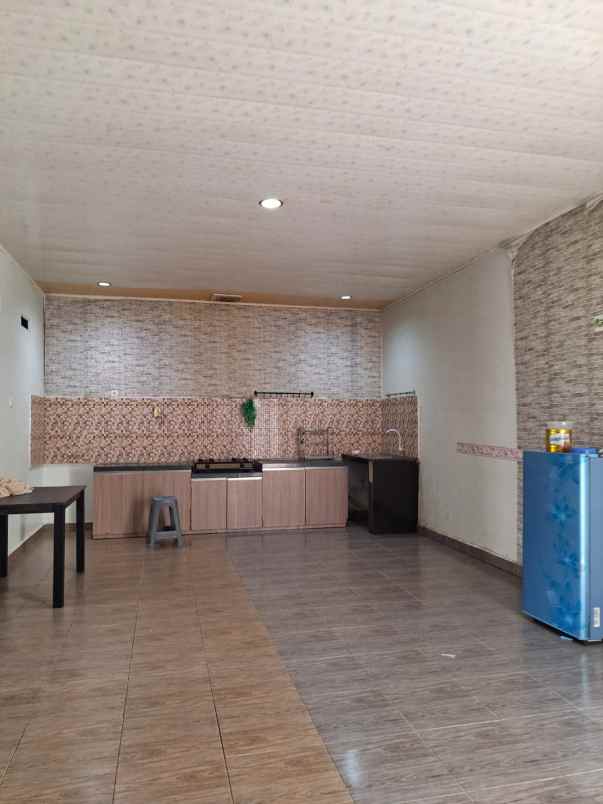 dijual rumah jl puspa sari