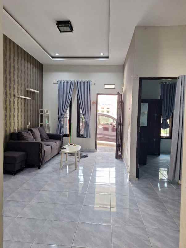 dijual rumah jl puspa sari