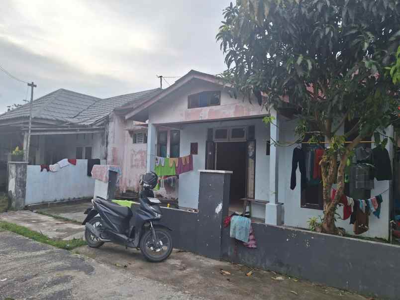 dijual rumah jl rawa bening