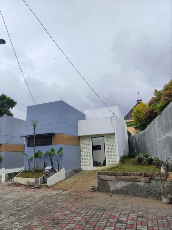 dijual rumah jl raya ciomas bogor