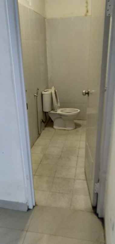 dijual rumah jl raya jatimulya