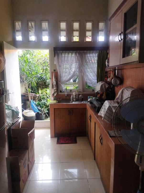 dijual rumah jl selat bali duren sawit