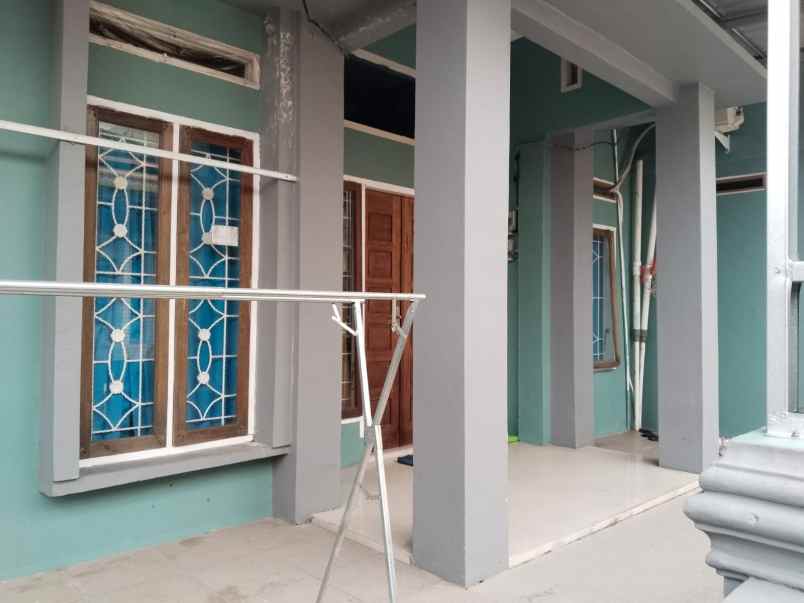 dijual rumah jl soebrantas