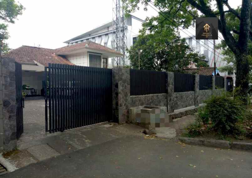 dijual rumah jl supratman cihapit