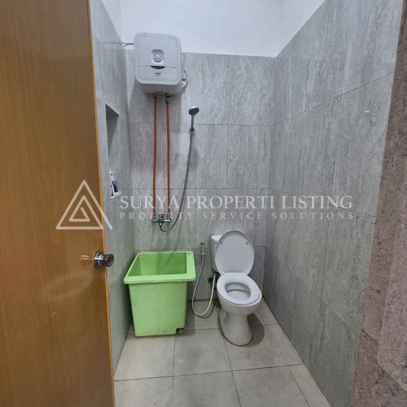 dijual rumah jl surya haji komplek