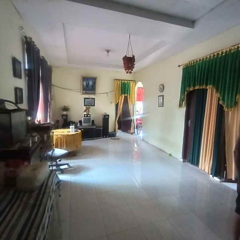 dijual rumah jl tongkol