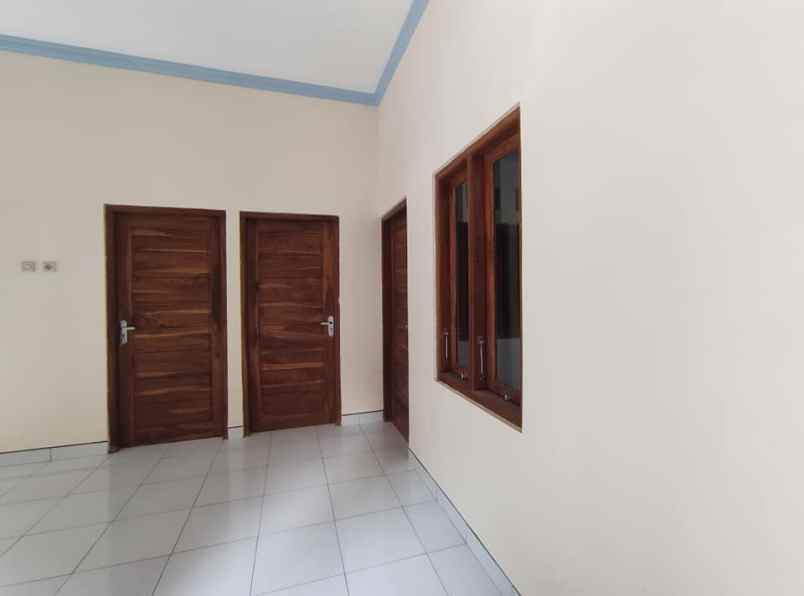 dijual rumah jl wates km 10 sedayu