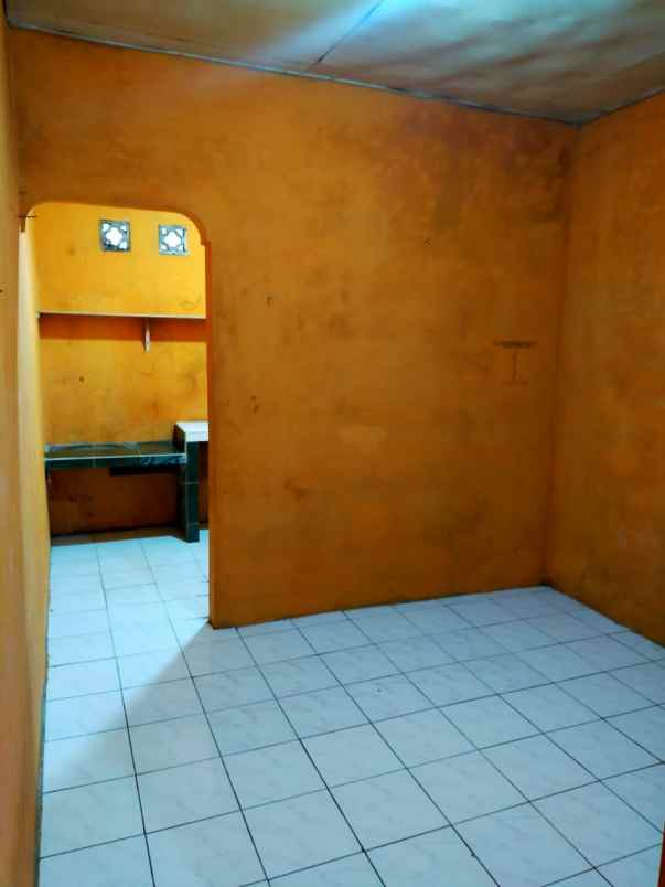 dijual rumah jln kh hasyim ashari