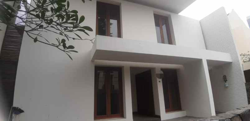 dijual rumah jln lebak bulus cilandak