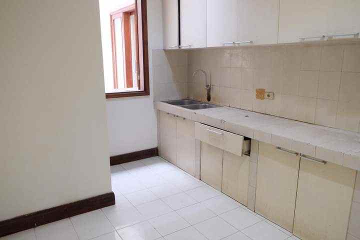 dijual rumah jln lebak bulus cilandak