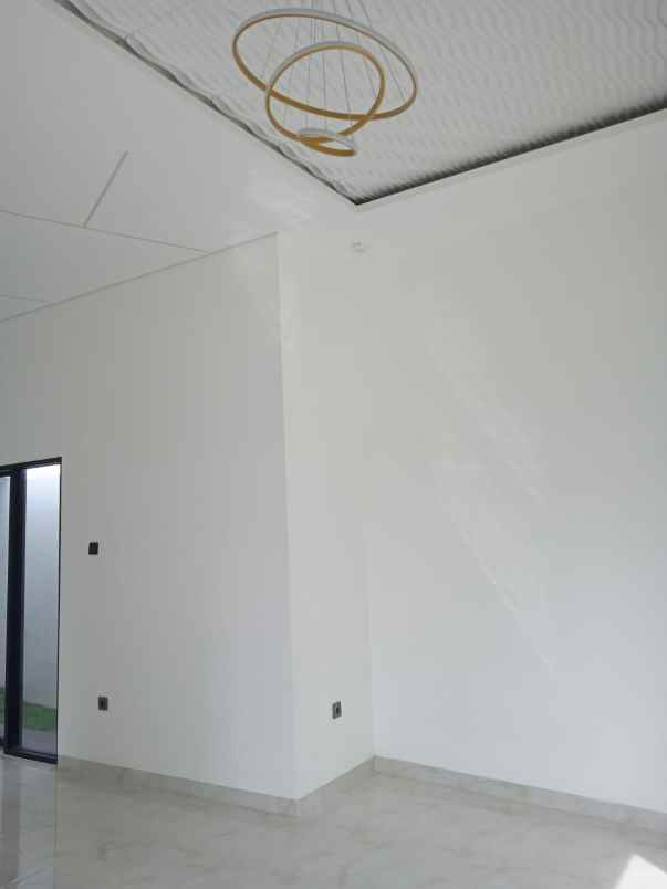 dijual rumah jln ridwan rais