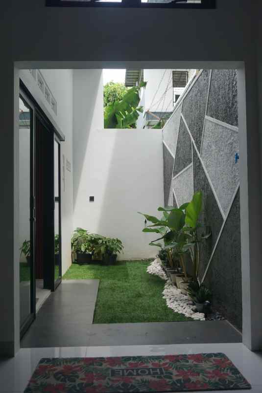 dijual rumah jln ridwan rais