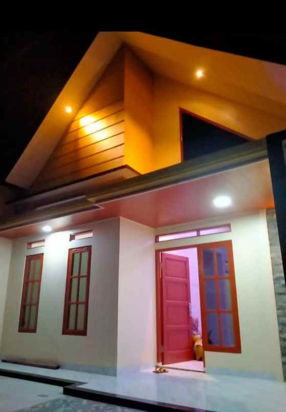 dijual rumah juragan sinda