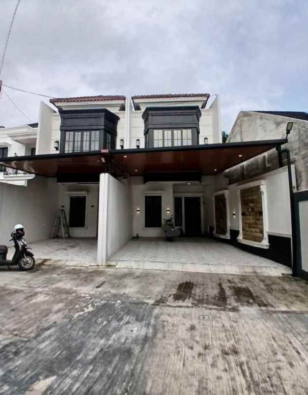 dijual rumah kalimulya cilodong depok