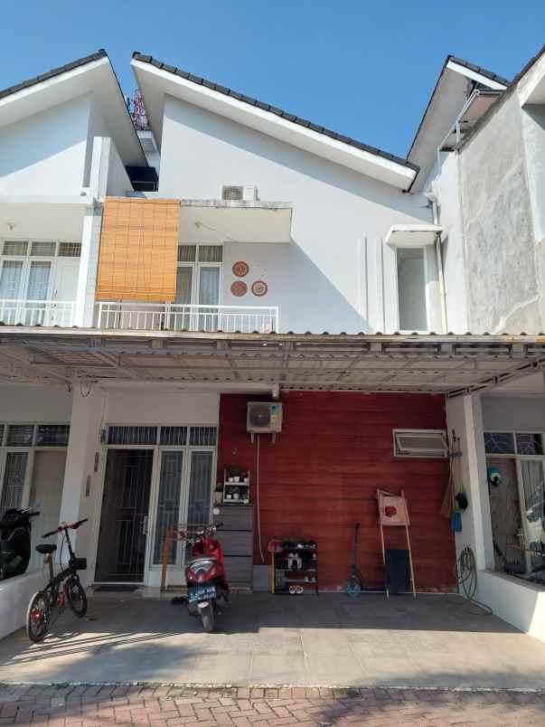 dijual rumah kayu gede 2