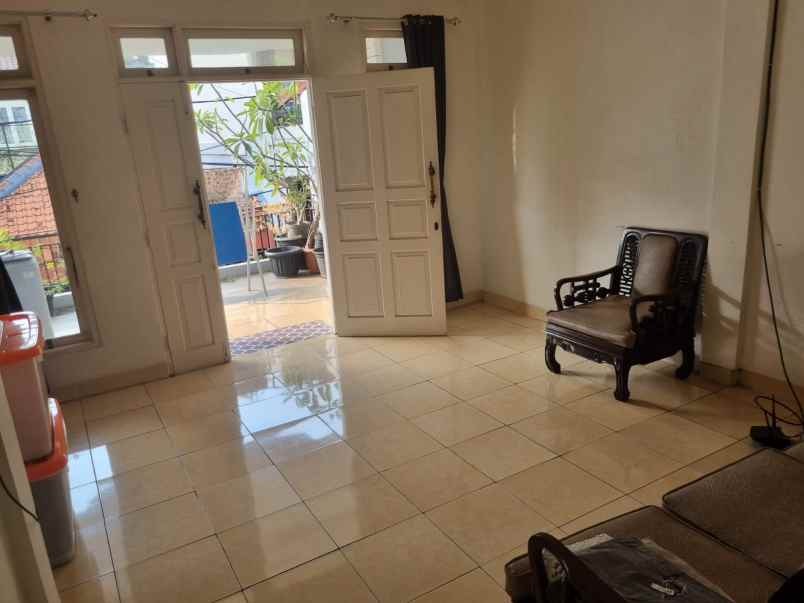 dijual rumah kayu putih ra2amangun pulo