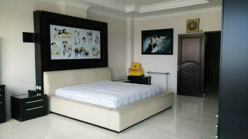 dijual rumah keadilan keagungan taman