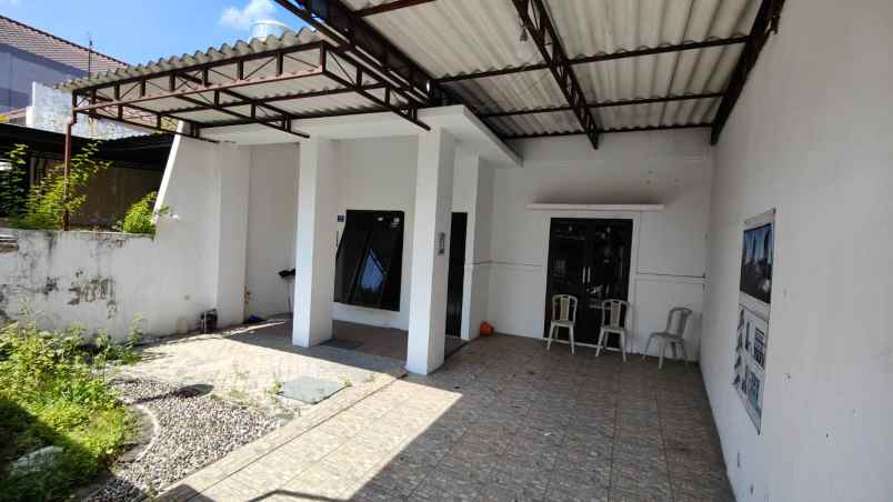 dijual rumah kebonsari injoko