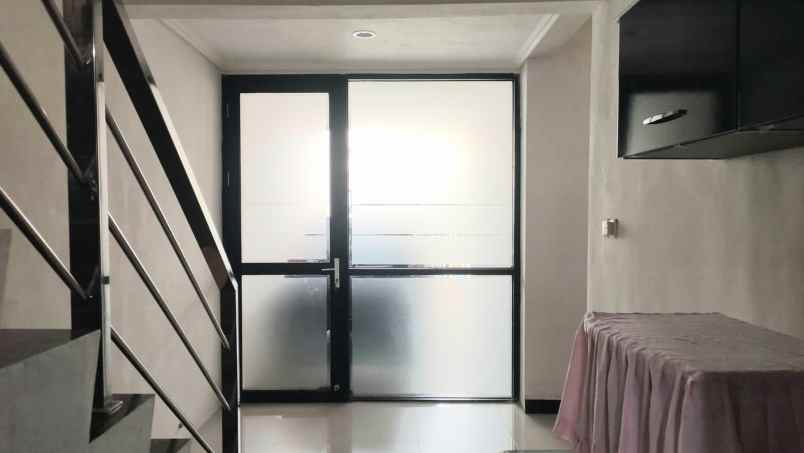 dijual rumah kedung baruk rungkut surabaya