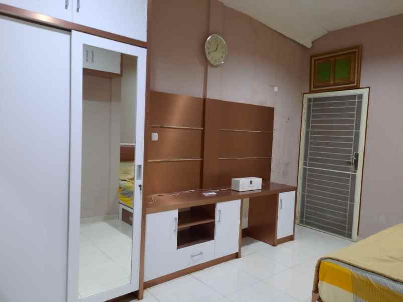 dijual rumah kelapa gading