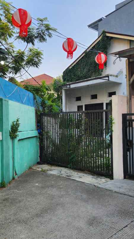 dijual rumah kelapa gading