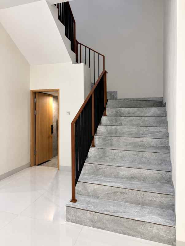 dijual rumah kelapa gading jakarta utara