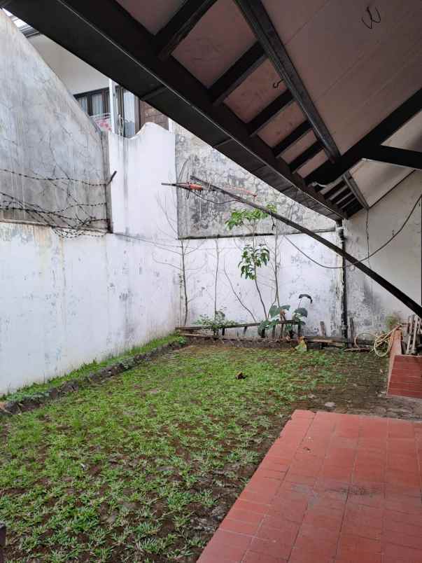 dijual rumah kemang pratama 1 rawalumbu