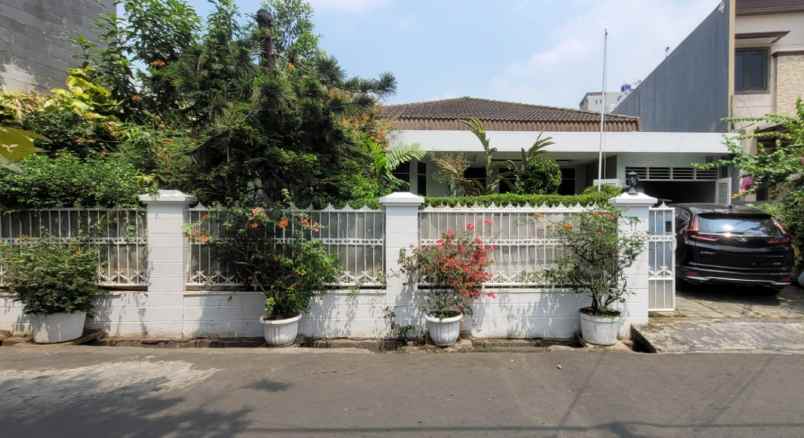 dijual rumah kembangan jakarta barat