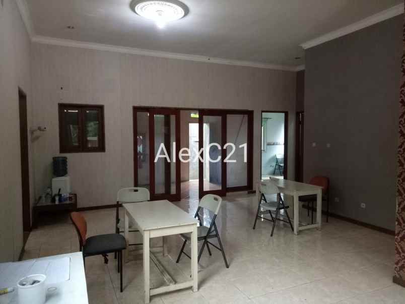 dijual rumah kembangan komplek kpad