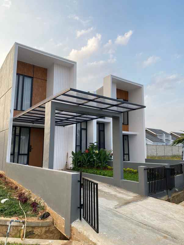 dijual rumah komersil type mezzanine di citeurep bogor