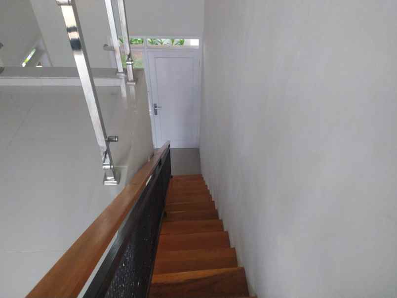 dijual rumah komersil type mezzanine di citeurep bogor