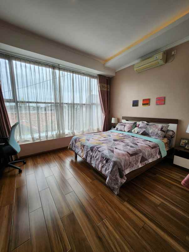 dijual rumah komplek bintaro jaya