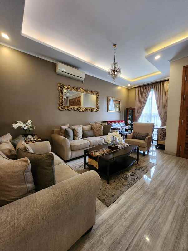 dijual rumah komplek bintaro jaya