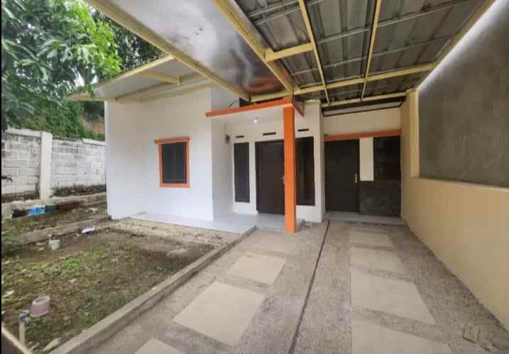 dijual rumah komplek giri mekar indah