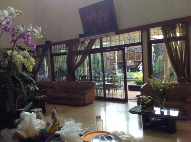 dijual rumah komplek taman sakura indah bdg