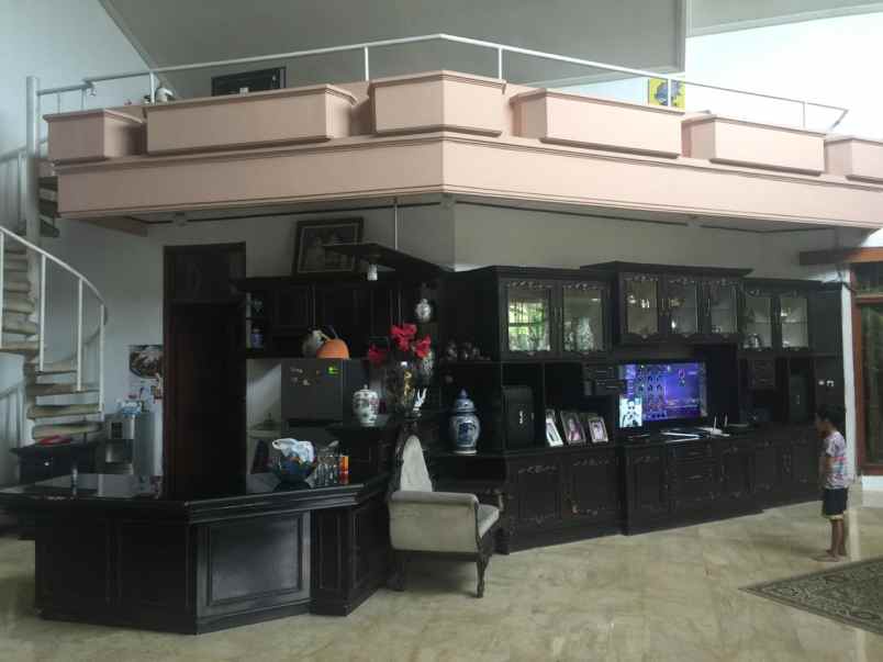 dijual rumah komplek taman sakura indah bdg