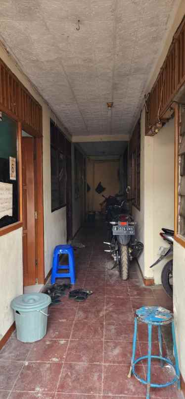 dijual rumah kost di jl kuningan jakarta selatan