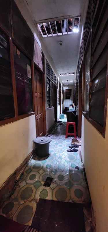 dijual rumah kost di jl kuningan jakarta selatan