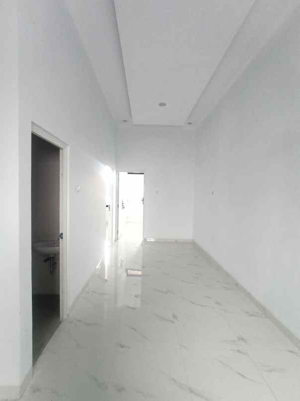 dijual rumah kota harapan indah bekasi