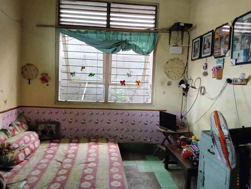 dijual rumah lampersari