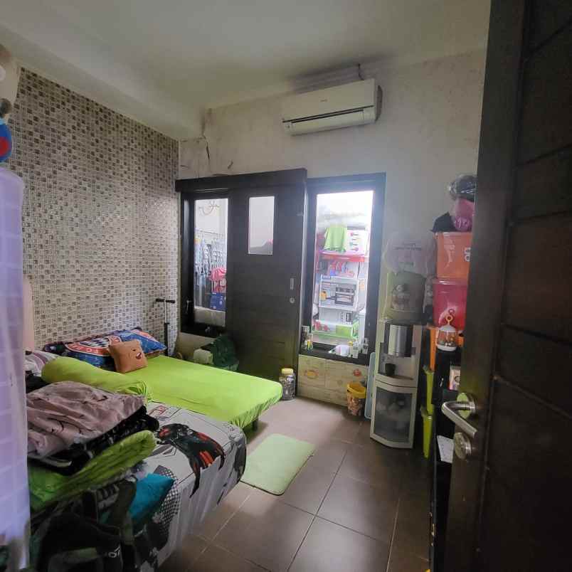 dijual rumah lantai 1 denpasar barat