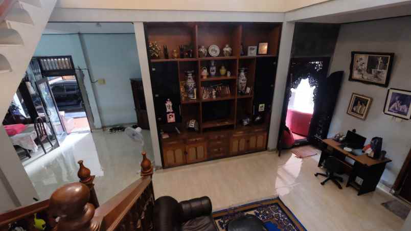 dijual rumah lantai 2 lokasi teuku umar denpasar