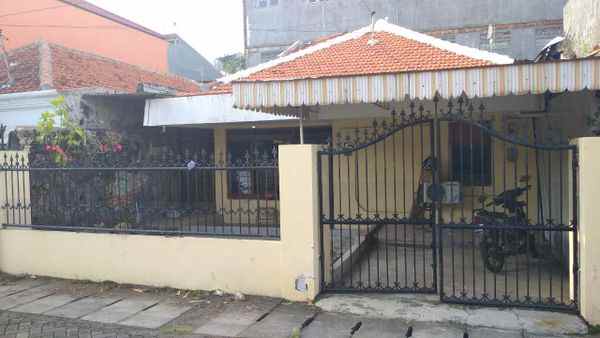 dijual rumah lebak arum